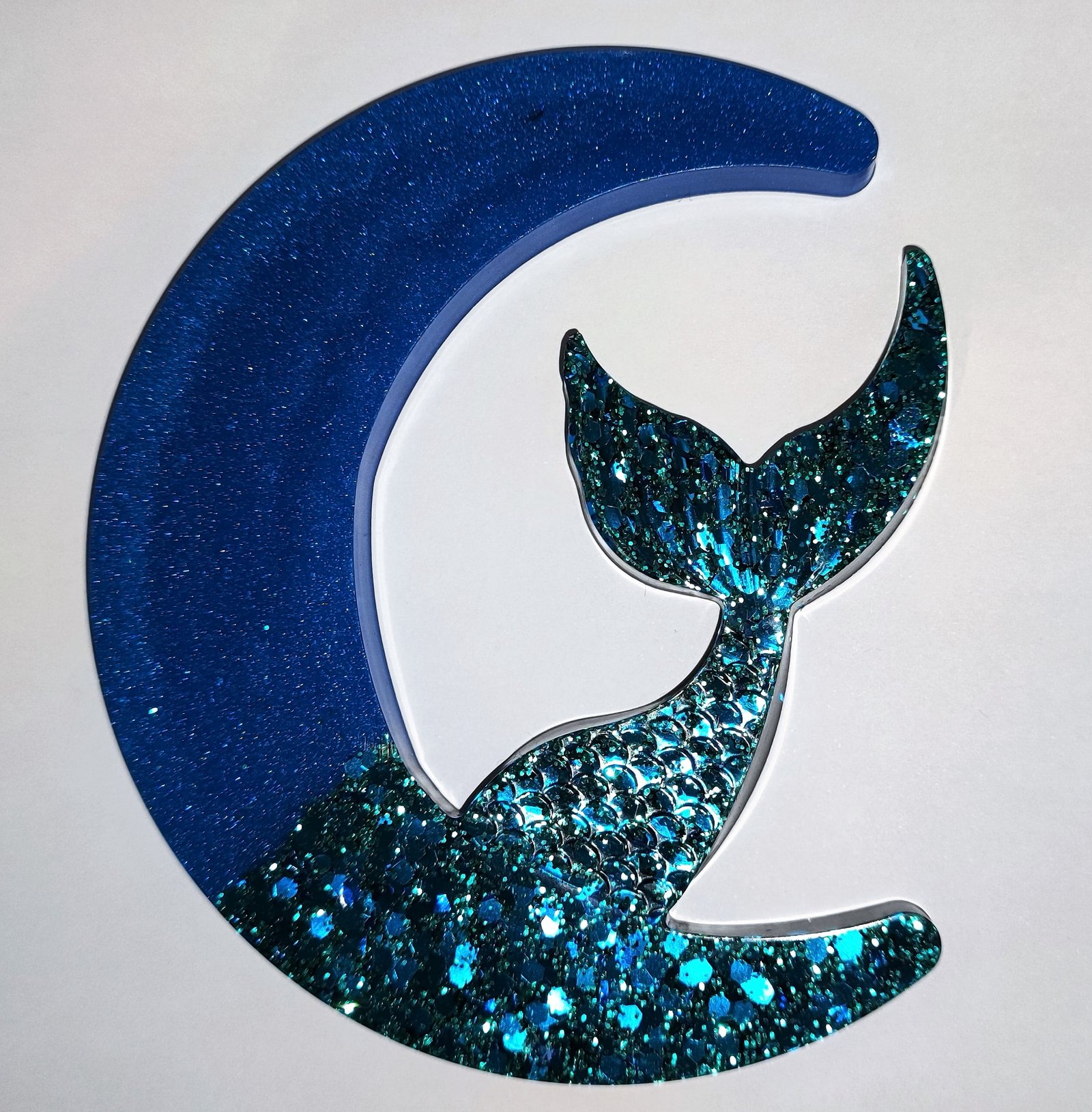 Décoration murale lune sirène résine époxy bleu et pailleté