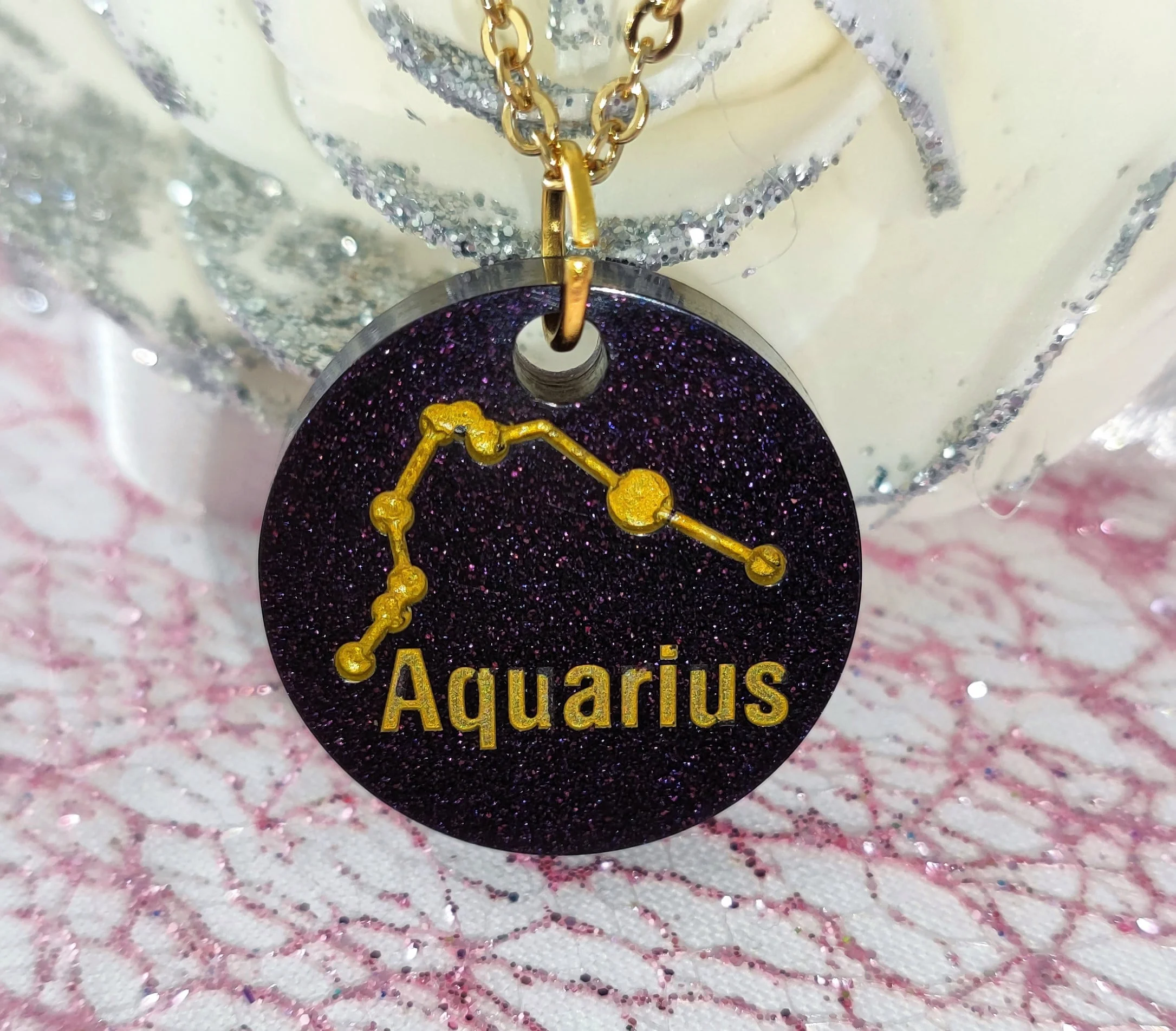 Pendentif signe astrologique verseau résine époxy