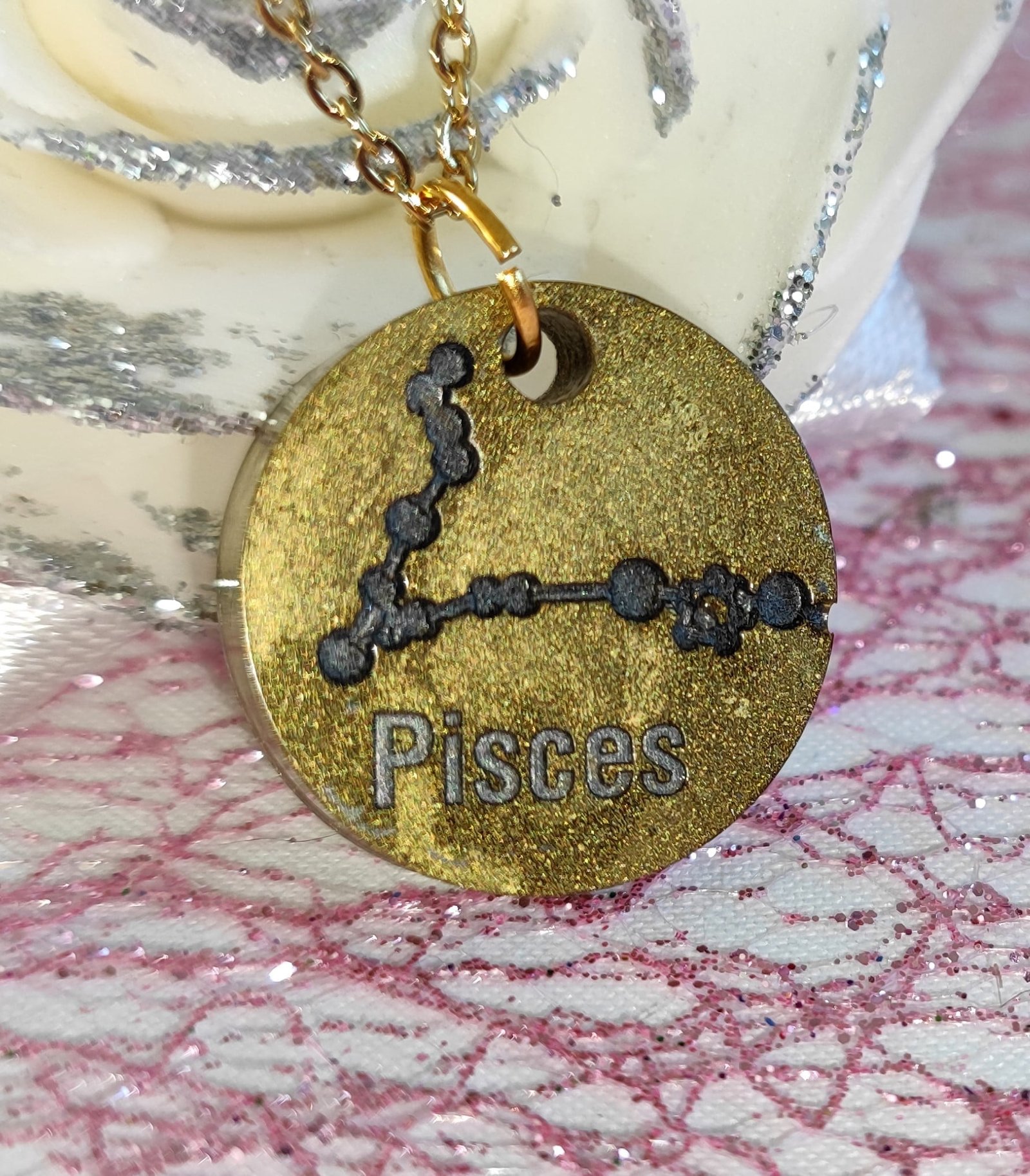 Pendentif astrologie Poisson résine époxy