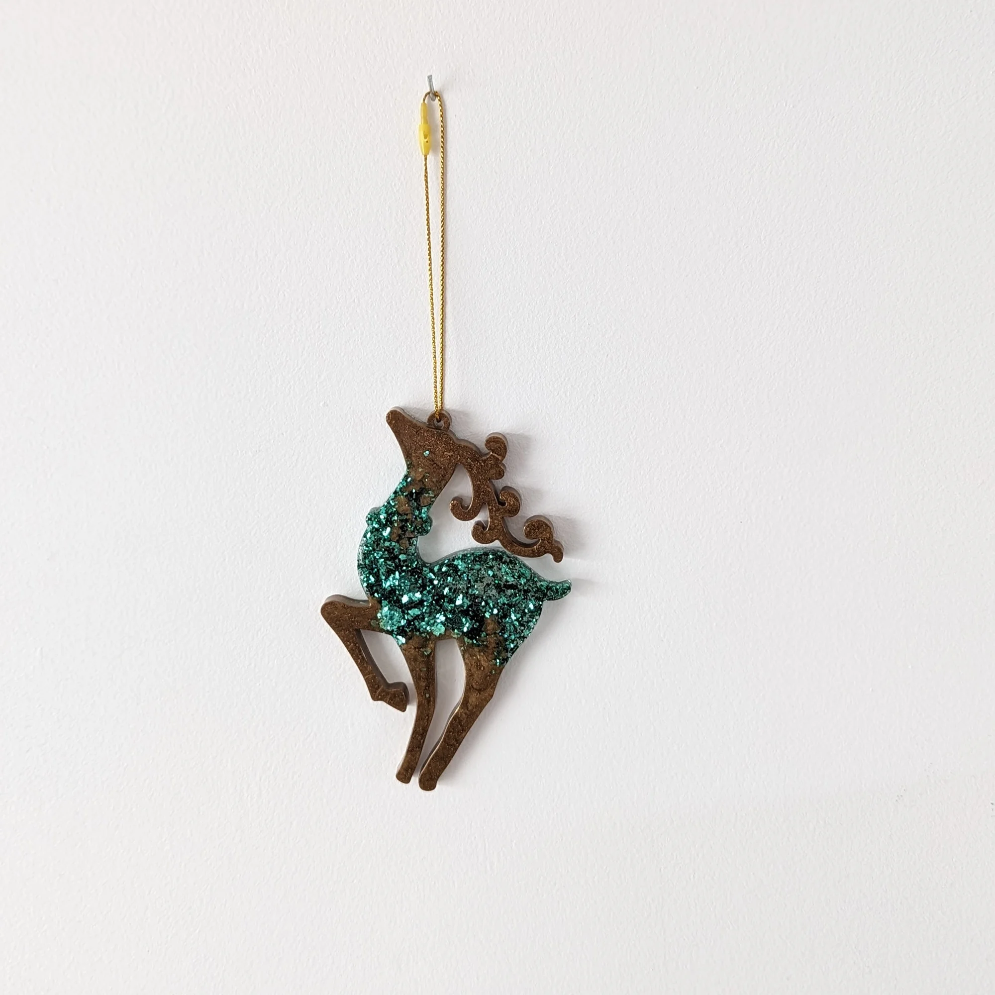 Renne marron et vert pailleté 1_1