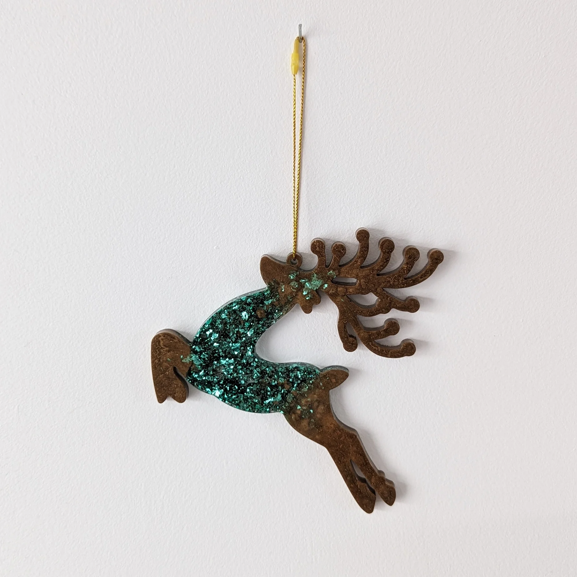 Renne marron et vert pailleté 4_1